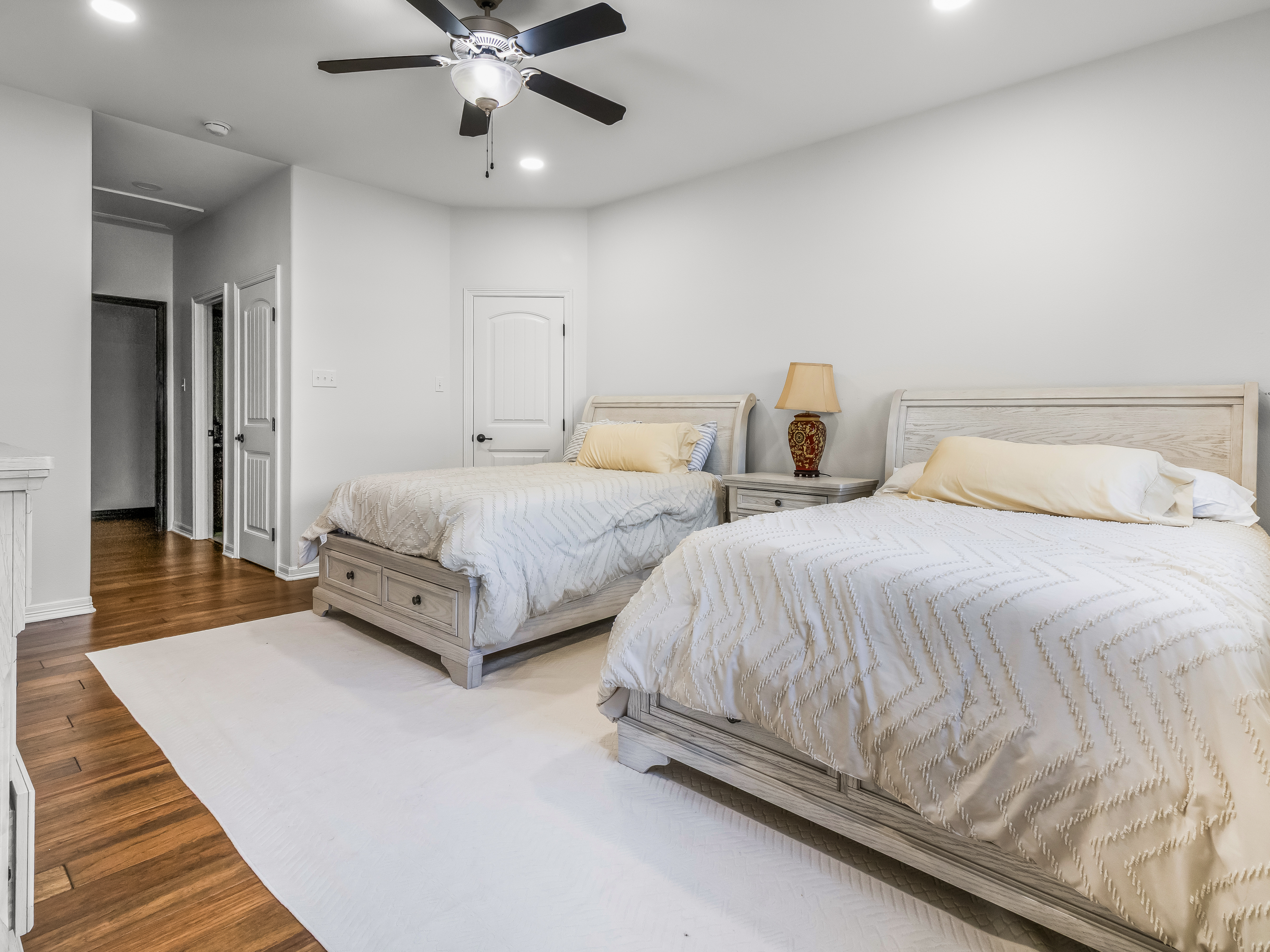 Bedroom 02
